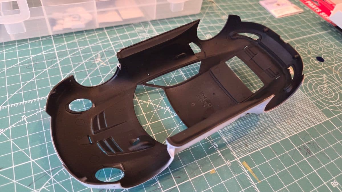 透け防止のための黒